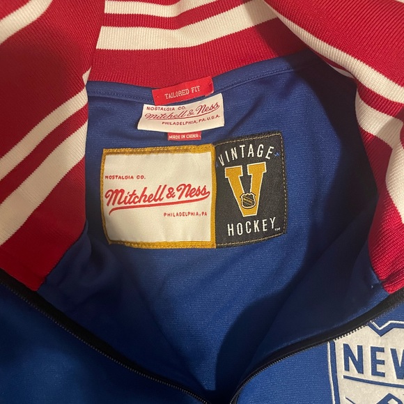 New York Rangers Mitchell & Ness Jacket Size XL - Picture 2 of 4